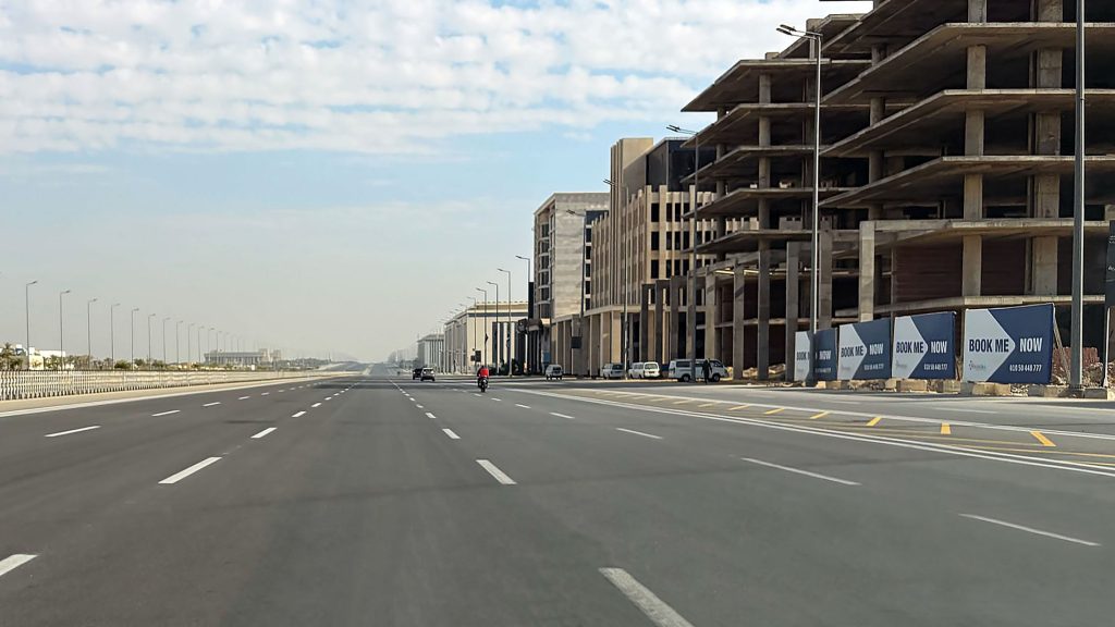 An Autofahrer ist gedacht: zehnspurig durch die NAC